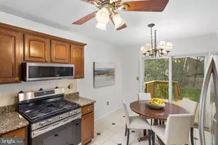 22 Scotto Pl, Dayton, NJ 08810 - Photo 17