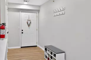 1332 Fernwood Ct, New Brunswick, NJ 08901 - Photo 3