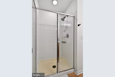 1332 Fernwood Court, New Brunswick, NJ 08901 - Photo 25