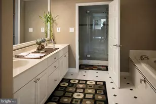 22 Breckenridge Ln, Monroe Township, NJ 08831 - Photo 13