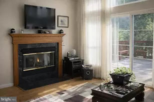 22 Breckenridge Ln, Monroe Township, NJ 08831 - Photo 5