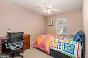 33 Yorktown Rd, Monmouth Junction, NJ 08852 - Photo 21