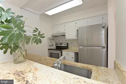 1901 Ravens Crest Dr E, Plainsboro Township, NJ 08536 - Photo 9