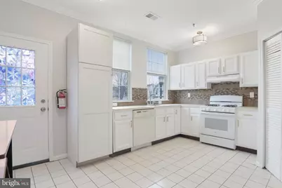 130 Remsen Avenue, New Brunswick, NJ 08901 - Photo 9