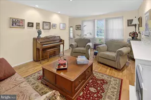 7 James Ave, Kendall Park, NJ 08824 - Photo 3