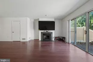 143 Tennyson Dr, Plainsboro Township, NJ 08536 - Photo 5