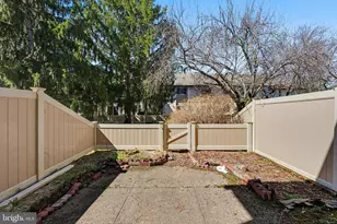 143 Tennyson Dr, Plainsboro Township, NJ 08536 - Photo 3