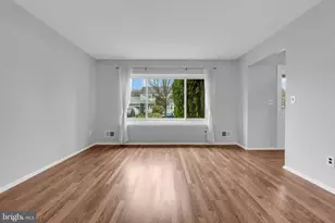 29 Liberty Dr, Dayton, NJ 08810 - Photo 7