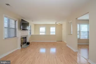 6202 Cedar Ct, Monmouth Junction, NJ 08852 - Photo 5