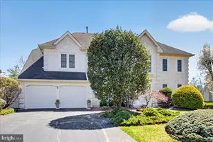 25 Kinglet Dr N, Cranbury Township, NJ 08512 - Photo 3