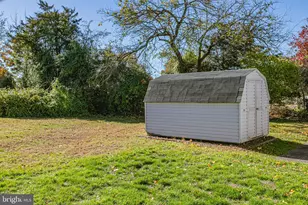 3 Stanworth Rd, Kendall Park, NJ 08824 - Photo 19