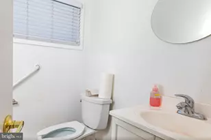 3 Stanworth Rd, Kendall Park, NJ 08824 - Photo 17