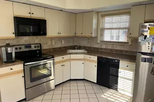 27 Benjamin Franklin Dr, Monroe Township, NJ 08831 - Photo 5