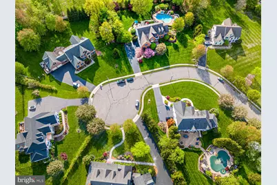 5 Erin Court, Kendall Park, NJ 08824 - Photo 29