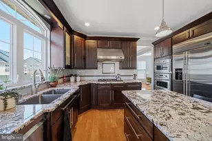 4 Bernadette Cir, Monmouth Junction, NJ 08852 - Photo 11