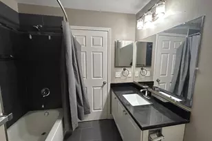 302 Wellington Park Dr, South Brunswick Township, NJ 08540 - Photo 9