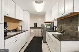 18 Cranbury Neck Rd, Cranbury Township, NJ 08512 - Photo 15