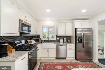 18 Cranbury Neck Road, Cranbury Township, NJ 08512 - Photo 9