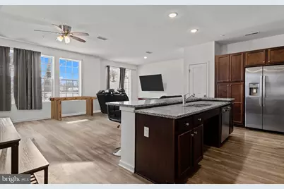 228 Park Ln, Dunellen, NJ 08812 - Photo 5