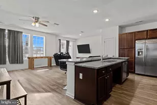 228 Park Ln, Dunellen, NJ 08812 - Photo 5