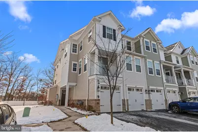 228 Park Ln, Dunellen, NJ 08812 - Photo 1