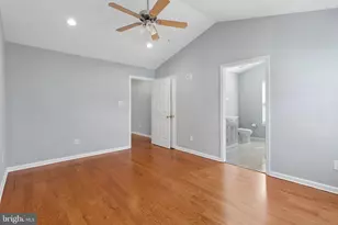 701 Dahlia Cir, Dayton, NJ 08810 - Photo 21