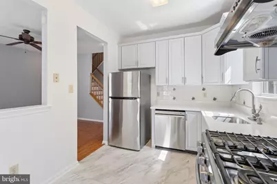 701 Dahlia Circle, Dayton, NJ 08810 - Photo 17
