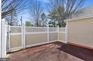 63 Winthrop Rd, Monroe Township, NJ 08831 - Photo 27