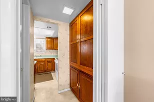376 Stirling Dr, Monroe Township, NJ 08831 - Photo 17