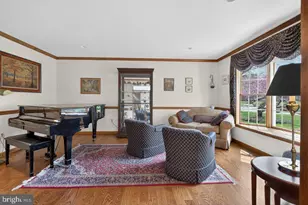 13 Brookside Ct, Cranbury Township, NJ 08512 - Photo 5