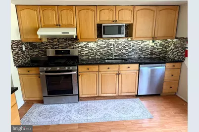 4 Pond View Drive, Plainsboro Township, NJ 08536 - Photo 11