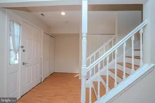 4 Pond View Dr, Plainsboro Township, NJ 08536 - Photo 3