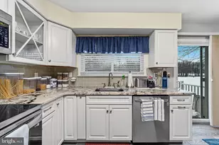 491 Delair Rd, Monroe Township, NJ 08831 - Photo 9