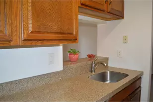 909 Ravens Crest Dr E, Plainsboro Township, NJ 08536 - Photo 7