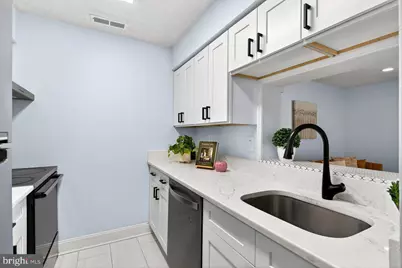 1913 Ravens Crest, Plainsboro Township, NJ 08536 - Photo 17