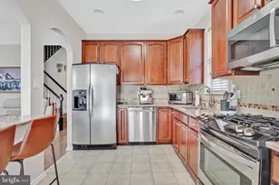 601 Yarrow Cir, Dayton, NJ 08810 - Photo 15