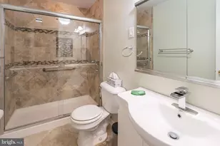 264 Crosse Dr, Monroe Township, NJ 08831 - Photo 13