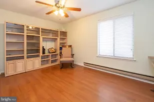 264 Crosse Dr, Monroe Township, NJ 08831 - Photo 19