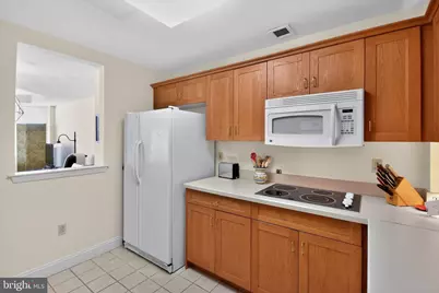 2307 Windrow Drive, Plainsboro Township, NJ 08540 - Photo 7