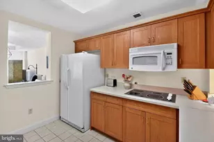 2307 Windrow Dr, Plainsboro Township, NJ 08540 - Photo 7