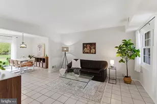 69 Jefferson Dr, Spotswood, NJ 08884 - Photo 5