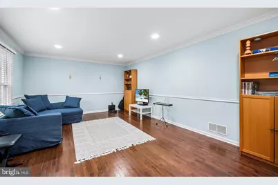 12 Woodgate Drive, Monmouth Junction, NJ 08852 - Photo 9