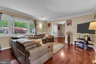 23 N Rhoda St, Monroe Township, NJ 08831 - Photo 9