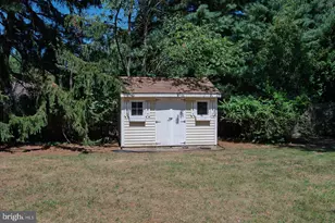4 Donner Ct, Monmouth Junction, NJ 08852 - Photo 13