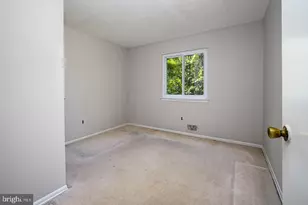 4 Donner Ct, Monmouth Junction, NJ 08852 - Photo 11
