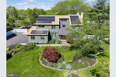 2 Pollak Court, Cranbury Township, NJ 08512 - Photo 3