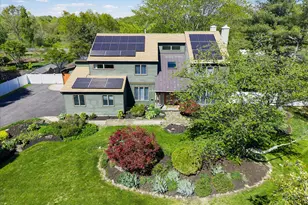 2 Pollak Ct, Cranbury Township, NJ 08512 - Photo 3