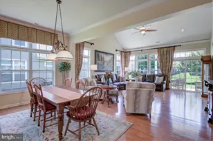 14 Cobblestone Blvd, Monroe Township, NJ 08831 - Photo 17