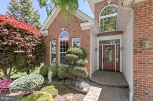 14 Cobblestone Blvd, Monroe Township, NJ 08831 - Photo 5