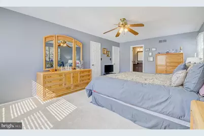 [Address not provided], Plainsboro Township, NJ 08536 - Photo 25